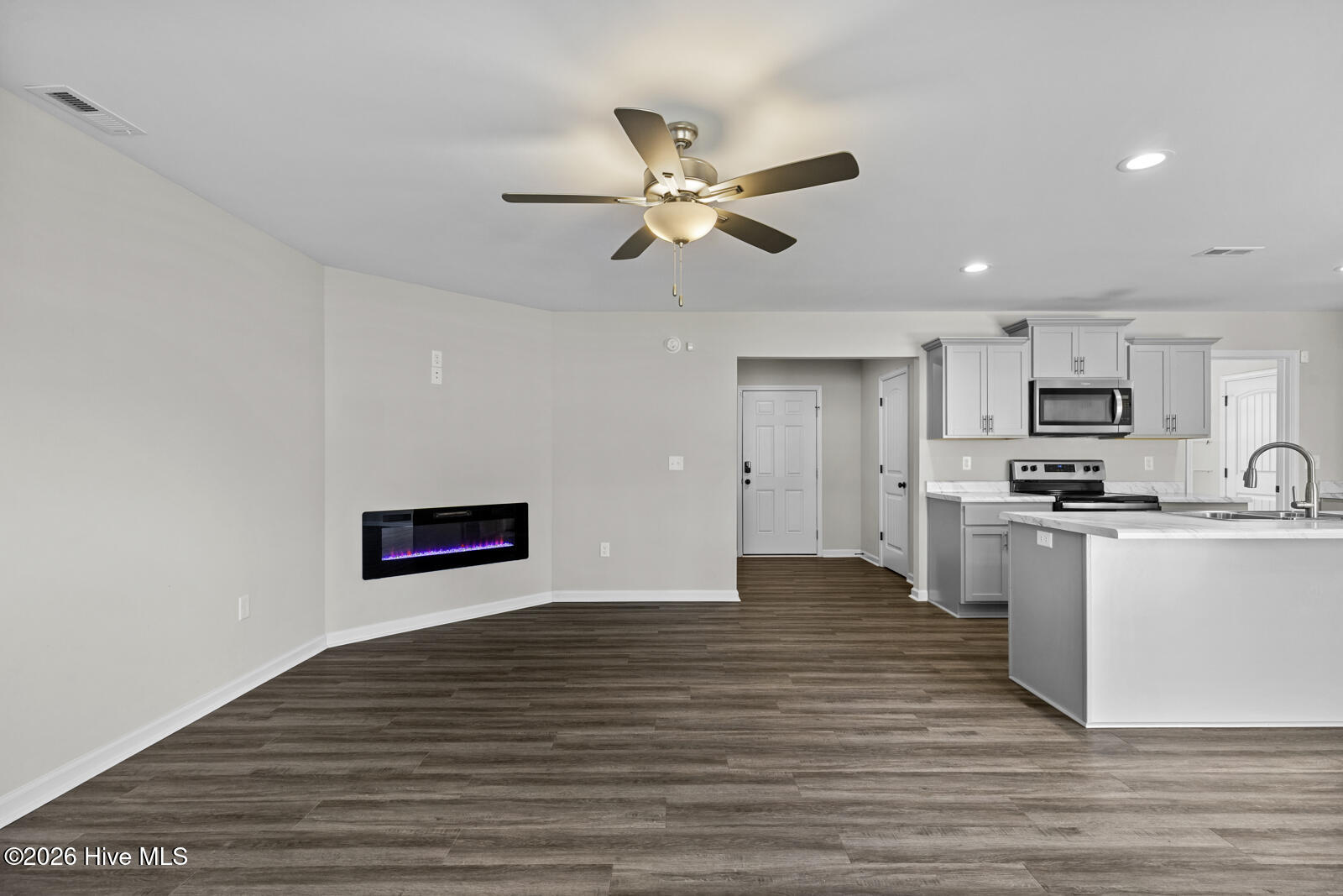 405 Reno Place Jacksonville, NC 28540 - Photo 7 of 28 reno-5