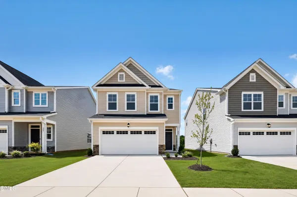 $305,935 | 279 Beachcomber Drive, Lillington, NC 27546