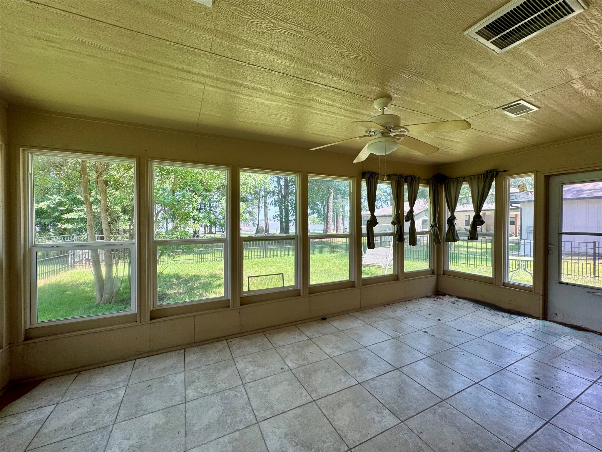 86 Huntington Trinity, TX 75862 - Photo 30 of 44