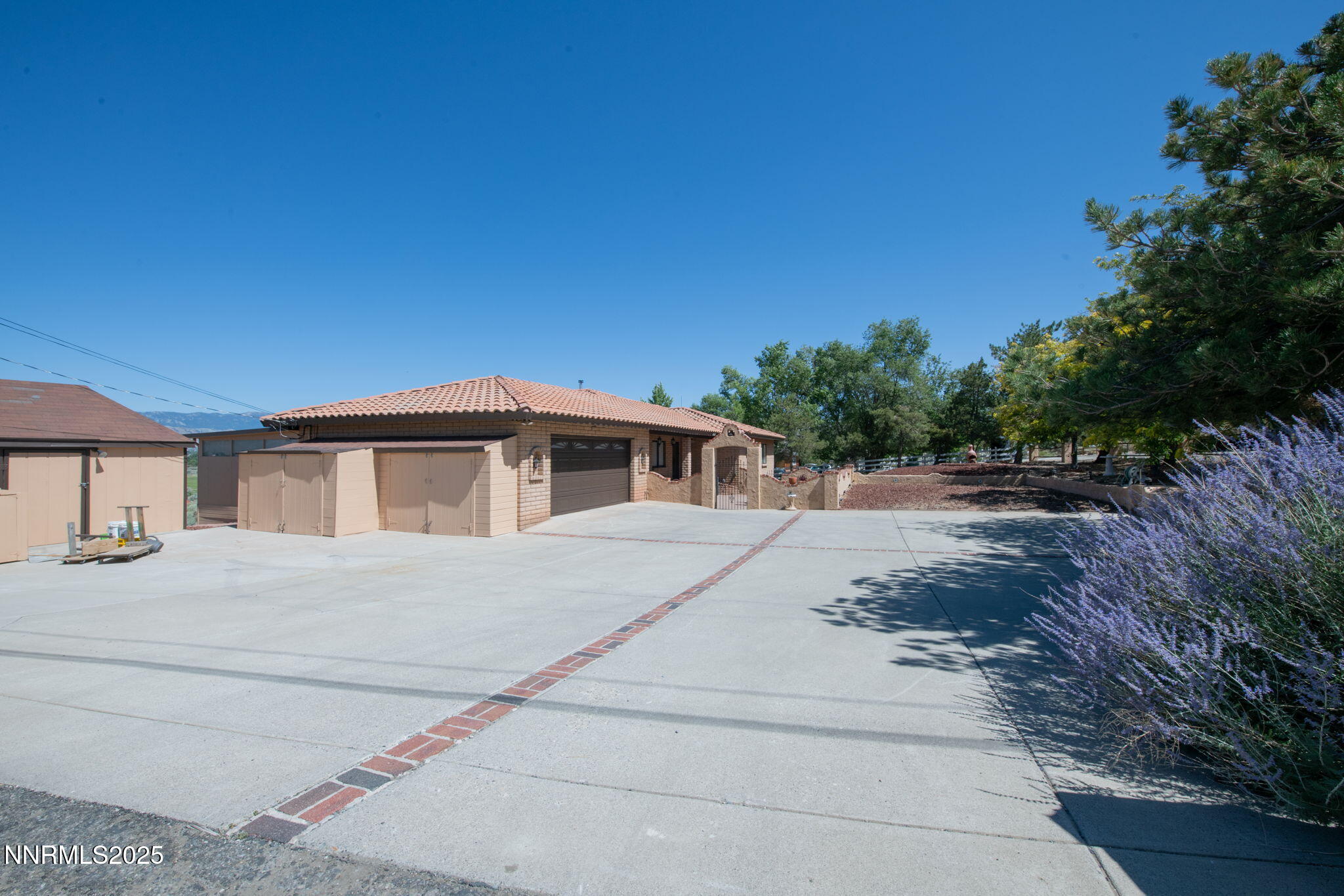 1650 South Deer Run Road Carson City, NV 89701 - Photo 6 of 38 6-web-or-mls-DSC_6732