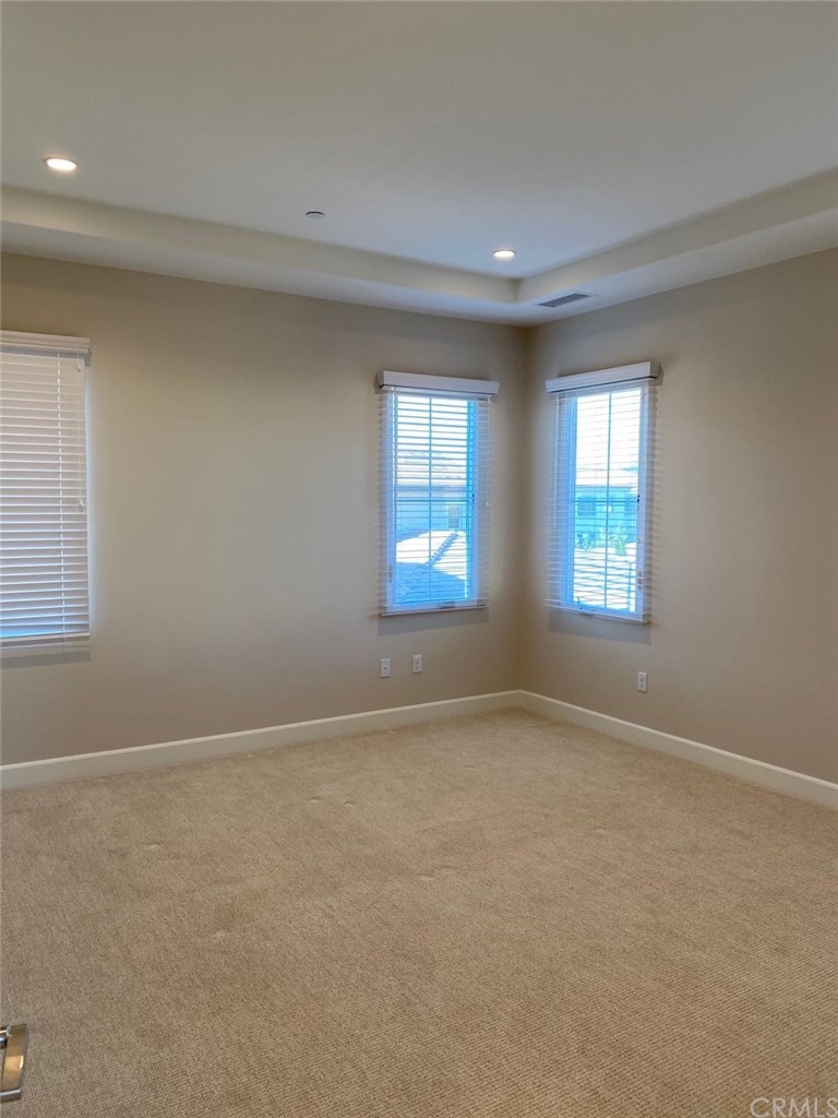 63 Singer Irvine, CA 92620 - Photo 18 of 33 an empty room with windows