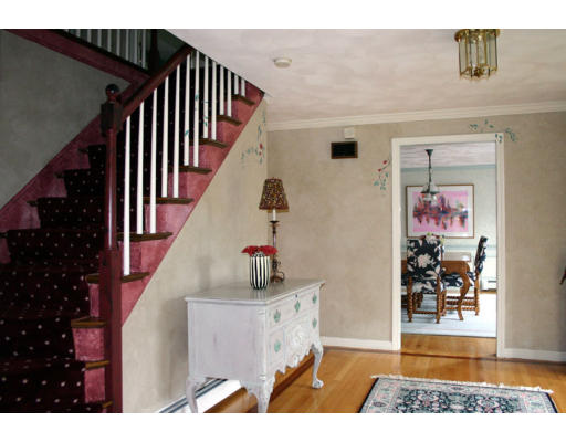 148 Maynard Farm Road Sudbury, MA 01776 - Photo 4 of 15