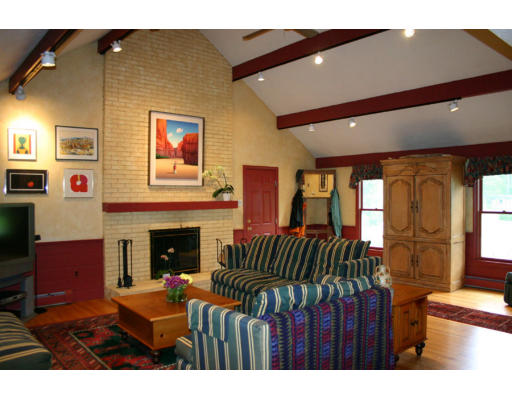 148 Maynard Farm Road Sudbury, MA 01776 - Photo 8 of 15