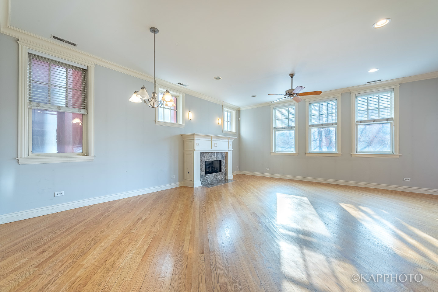 35 South Racine Avenue, Unit 2SE Chicago, IL 60607 - Photo 2 of 27