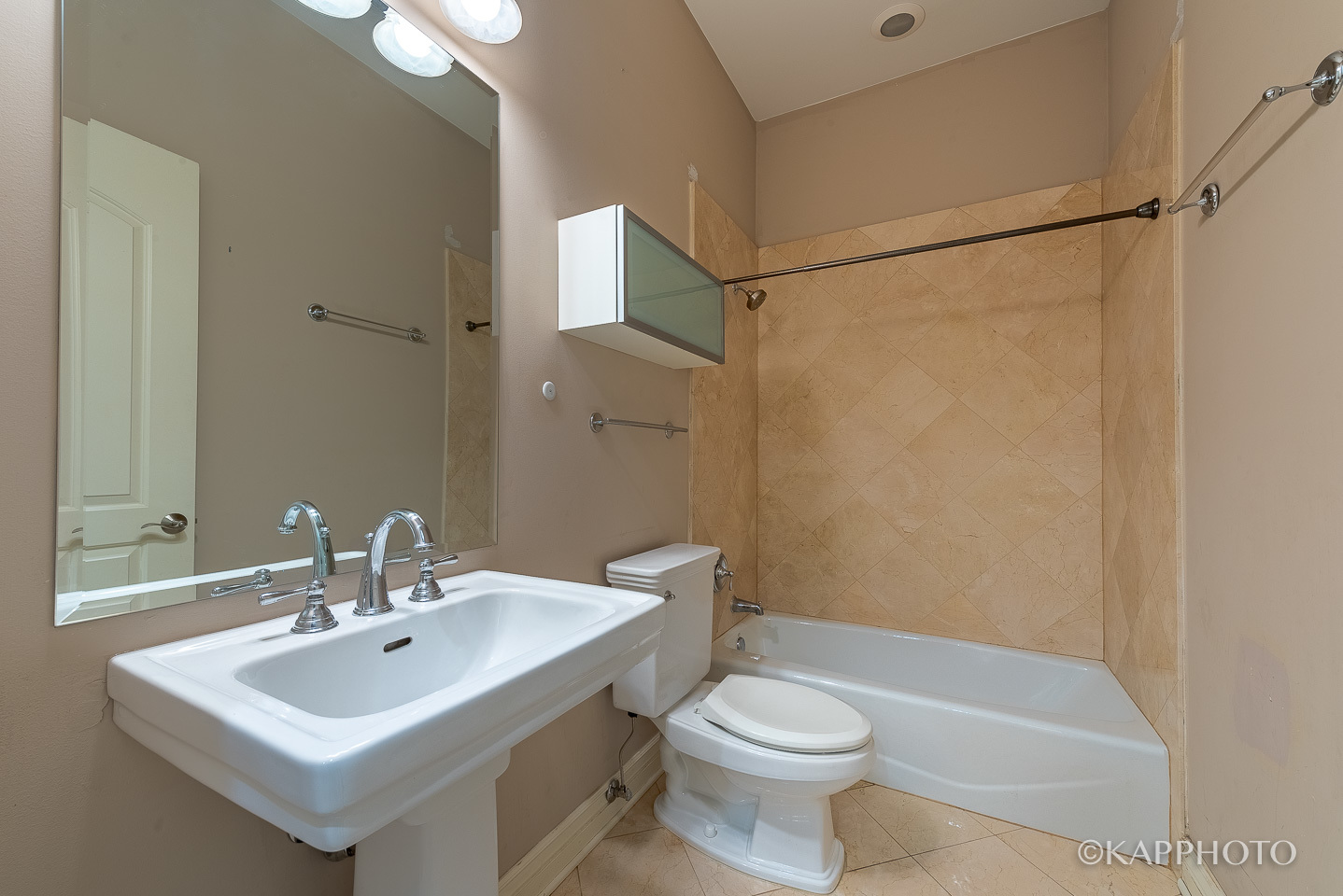 35 South Racine Avenue, Unit 2SE Chicago, IL 60607 - Photo 23 of 27