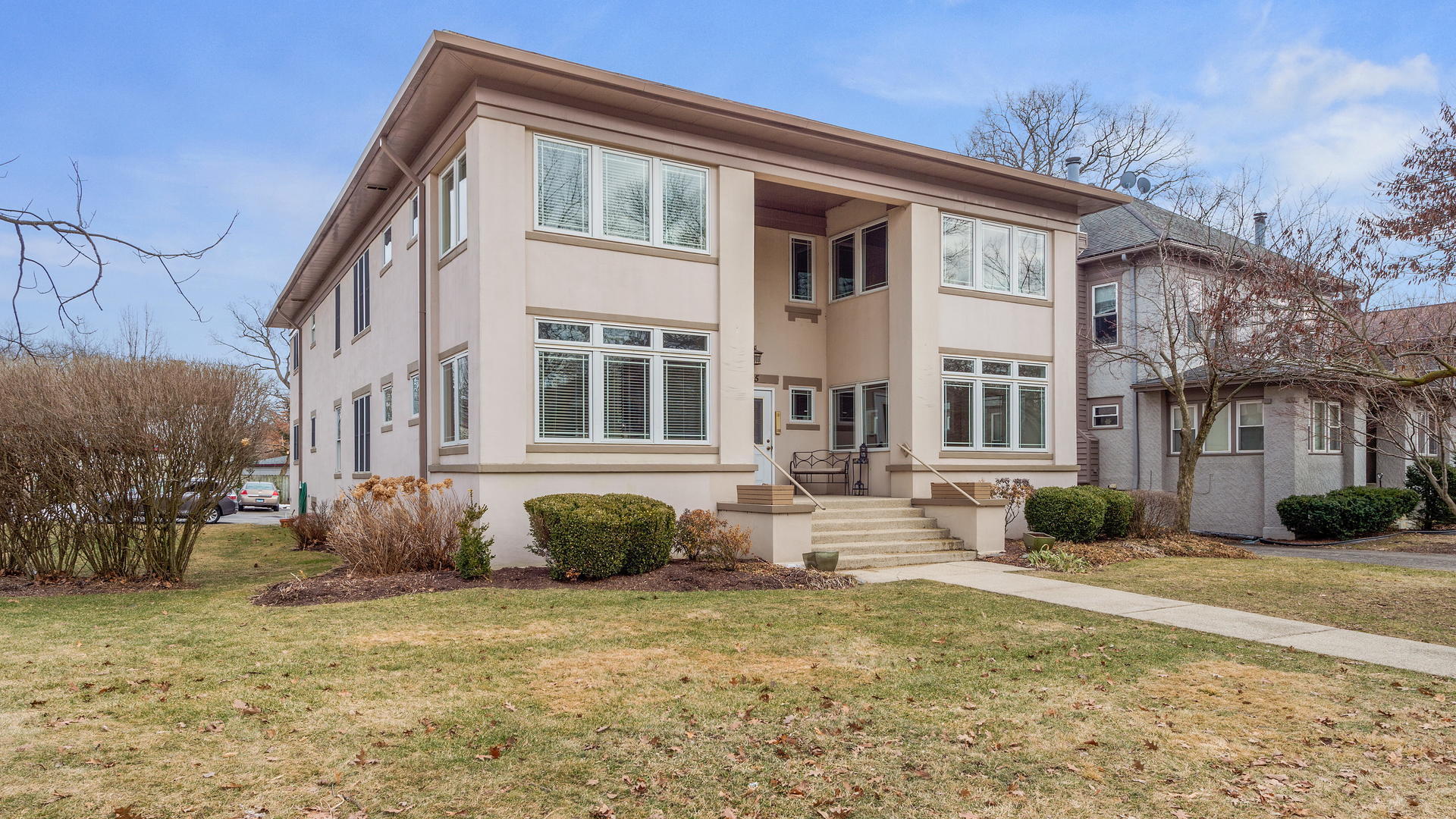 145 Barrypoint Road, Unit 2S Riverside, IL 60546 - Photo 1 of 18