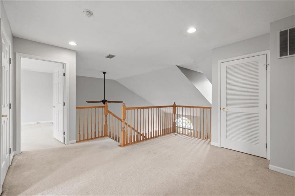 125 Park Place McKees Rocks, PA 15136 - Photo 27 of 44 a view of a hallway