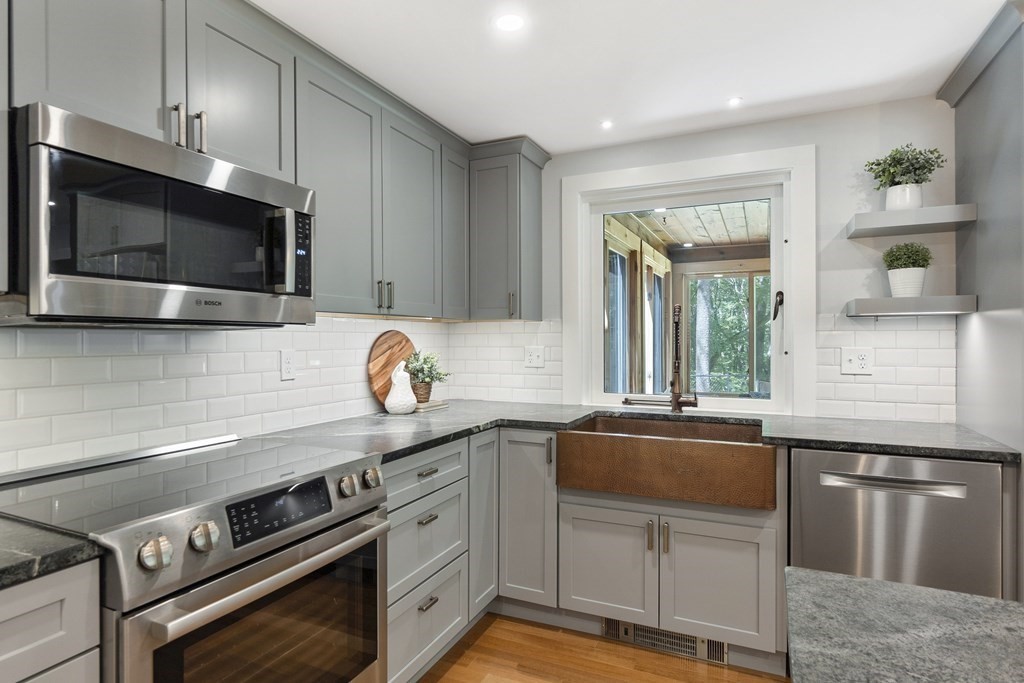 67 Burnham Road Bolton, MA 01740 - Photo 5 of 42