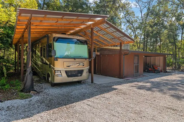 $2,400 | 16513 Southwest 67 Place, Archer, FL 32618