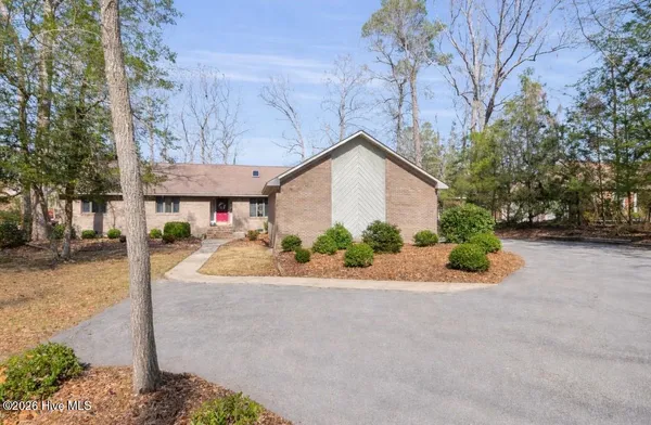 $525,000 | 131 Rock Creek Drive, New Bern, NC 28562