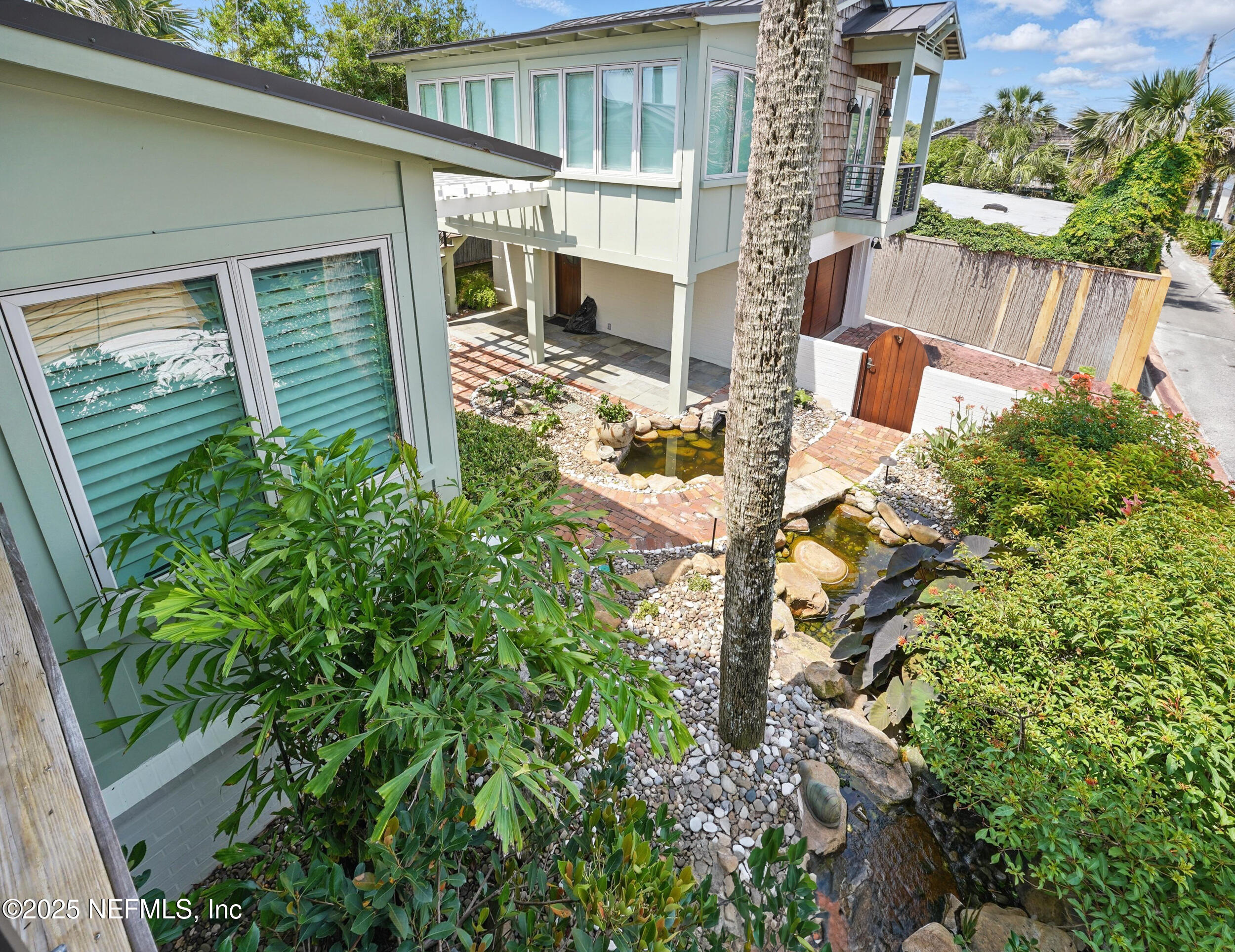 816 Ocean Front Neptune Beach, FL 32266 - Photo 52 of 65 Courtyard