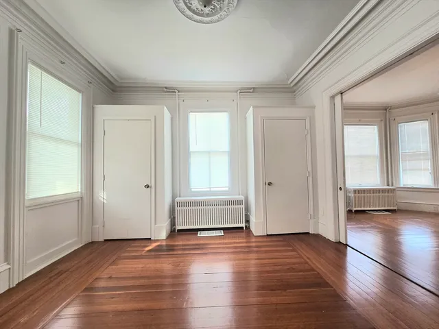 $1,495 | 16 Clinton Street, Unit 1F, Taunton, MA 02780