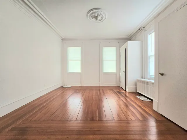 $1,495 | 16 Clinton Street, Unit 1F, Taunton, MA 02780