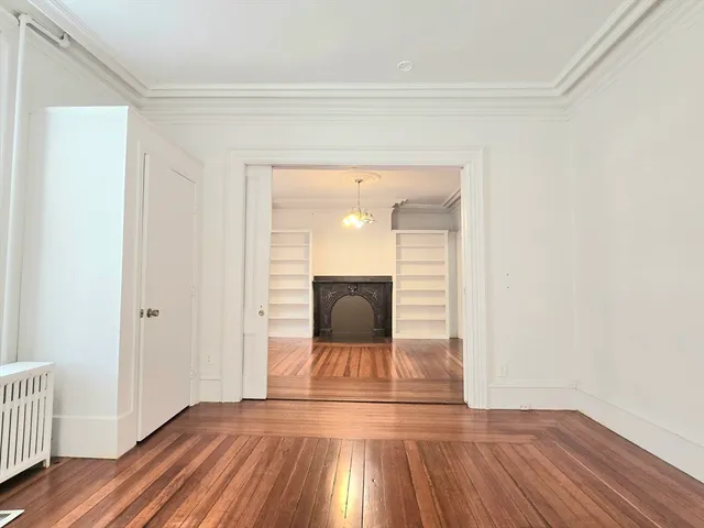 $1,495 | 16 Clinton Street, Unit 1F, Taunton, MA 02780