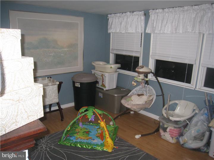 676 Rennard Street Philadelphia, PA 19116 - Photo 12 of 12 Gallery Image 12