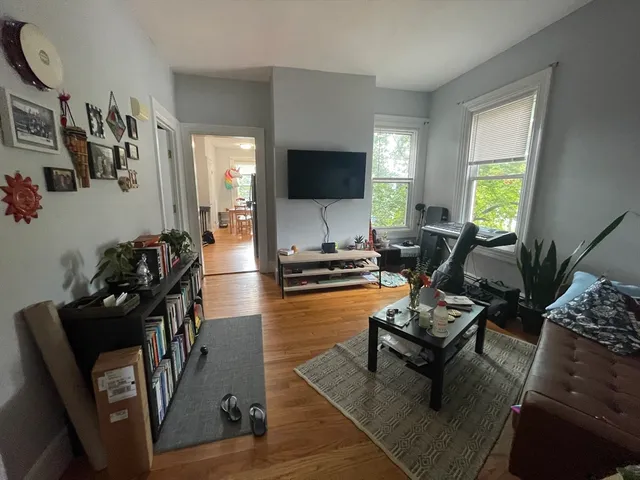 $2,200 | 43 Clifford Street, Unit 2, Boston, MA 02119