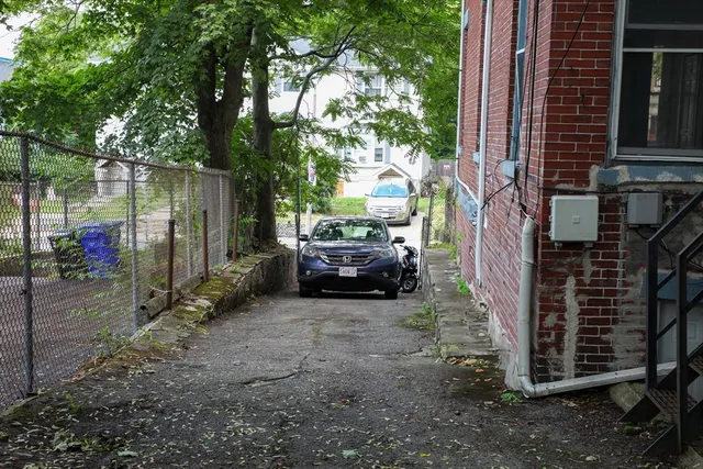 $2,200 | 43 Clifford Street, Unit 2, Boston, MA 02119