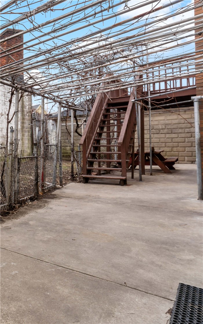 101 Gooding Street Pawtucket, RI 02860 - Photo 25 of 25