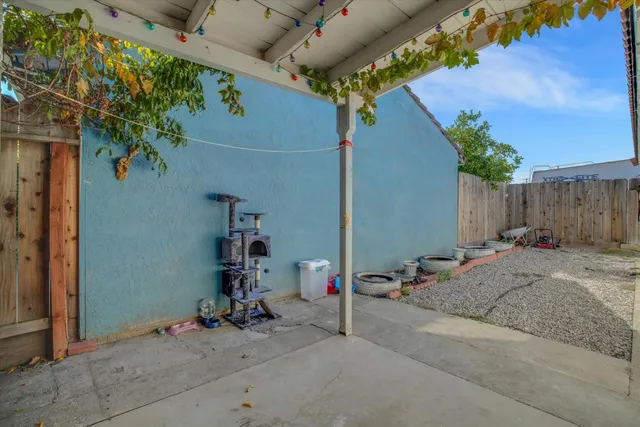 $429,900 | 1227 Windsor Court, Turlock, CA 95380