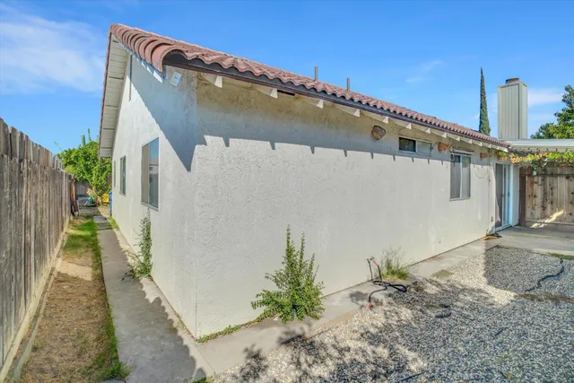 $429,900 | 1227 Windsor Court, Turlock, CA 95380