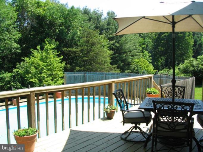 12 Manor Brook Road Monkton, MD 21111 - Photo 10 of 11 Deck / Pool
