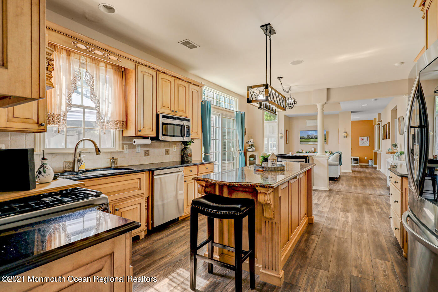 1253 Old Farm Road Brick, NJ 08724 - Photo 12 of 31 14 - Kitchen