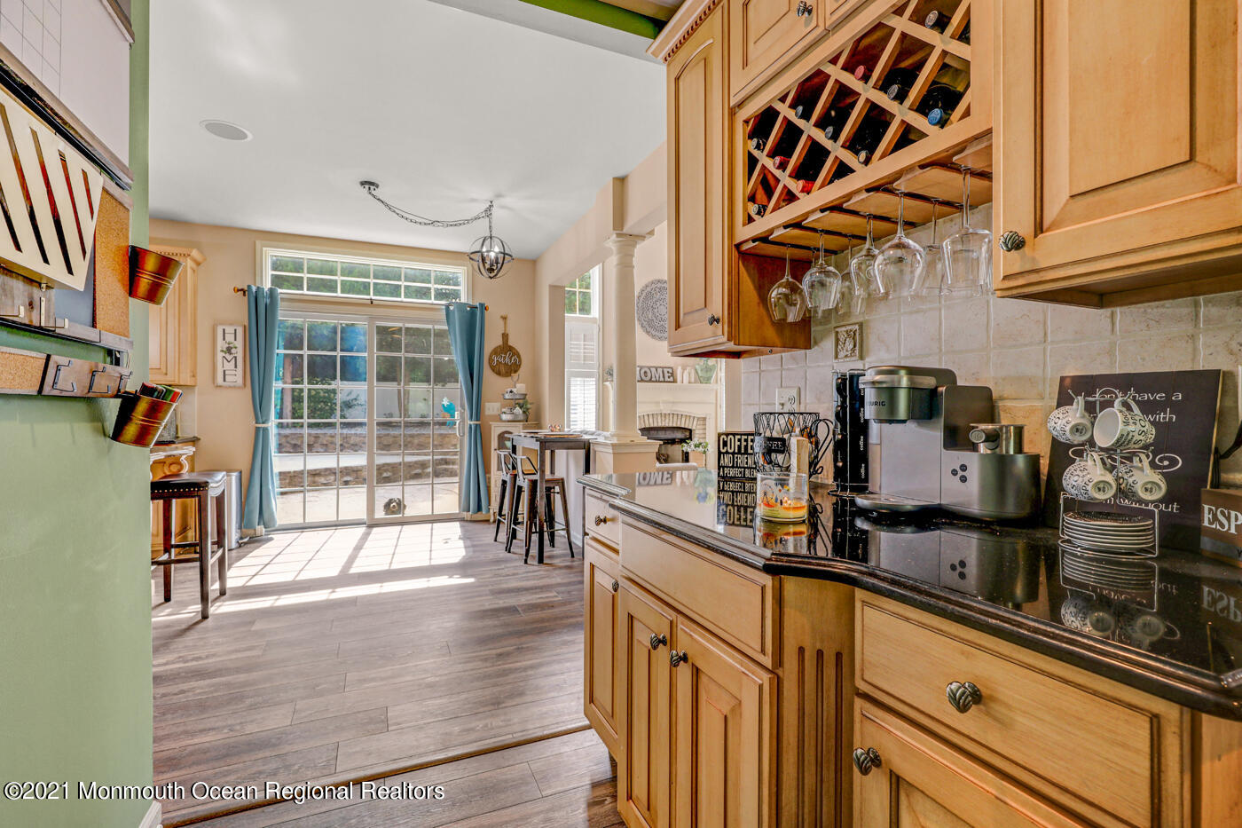 1253 Old Farm Road Brick, NJ 08724 - Photo 13 of 31 15 - Butler's Pantry