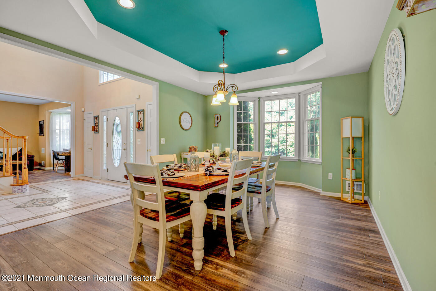 7 - Dining Room