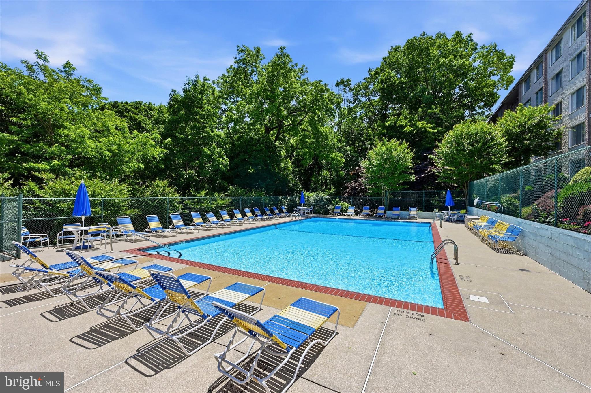 2302 Riddle Avenue Wilmington, DE 19806 - Photo 25 of 25 community pool