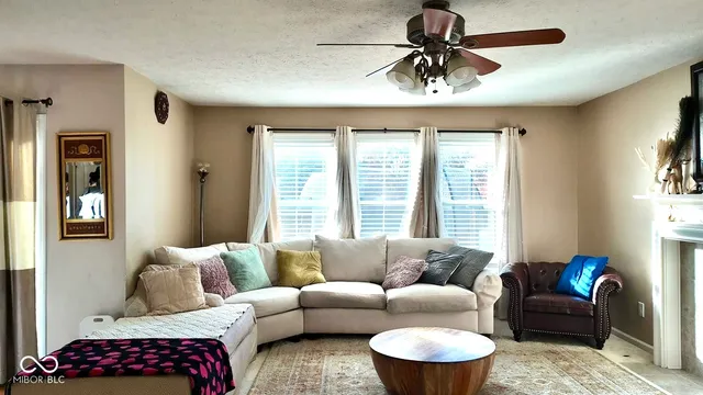 $482,000 | 16446 Lakeville Crossing, Westfield, IN 46074