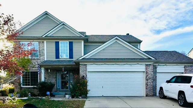 $482,000 | 16446 Lakeville Crossing, Westfield, IN 46074