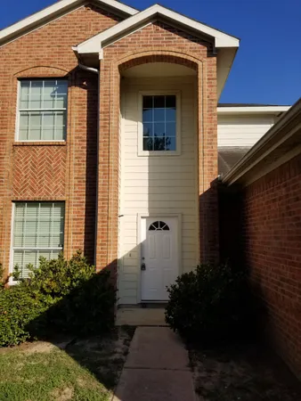 $2,100 | 19634 Tully Meadows Court, Katy, TX 77449