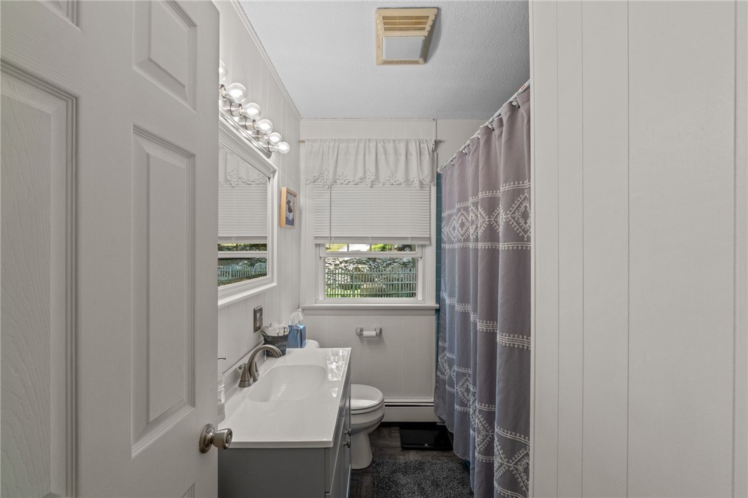 216 Saunders Brook Road Glocester, RI 02814 - Photo 23 of 40