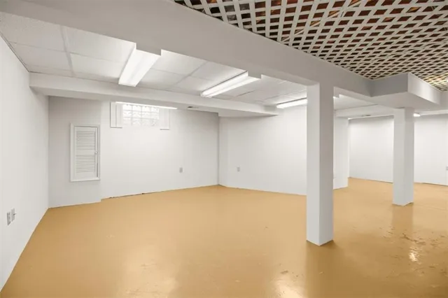 $380,000 | 1702 South Pollard Avenue, Independence, MO 64055