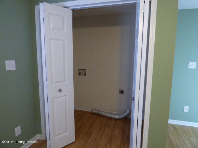3301 Chenoweth Run Road Louisville, KY 40299 - Photo 17 of 29 P1000709