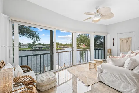$599,000 | 711 North Riverside Drive, Unit 302, Pompano Beach, FL 33062