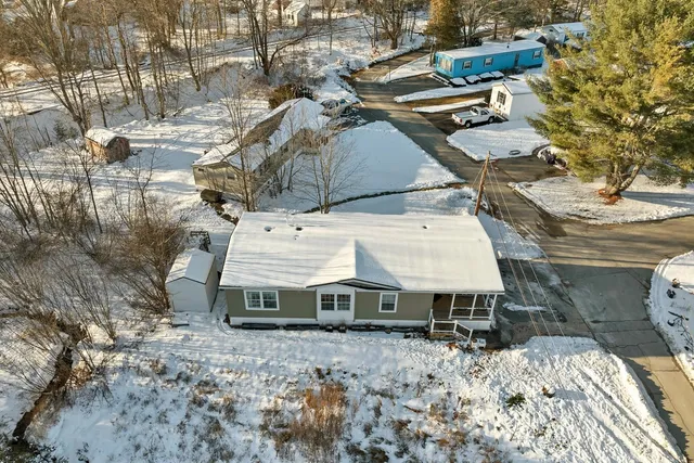 $285,000 | 23 Dartmouth Circle, Newmarket, NH 03857