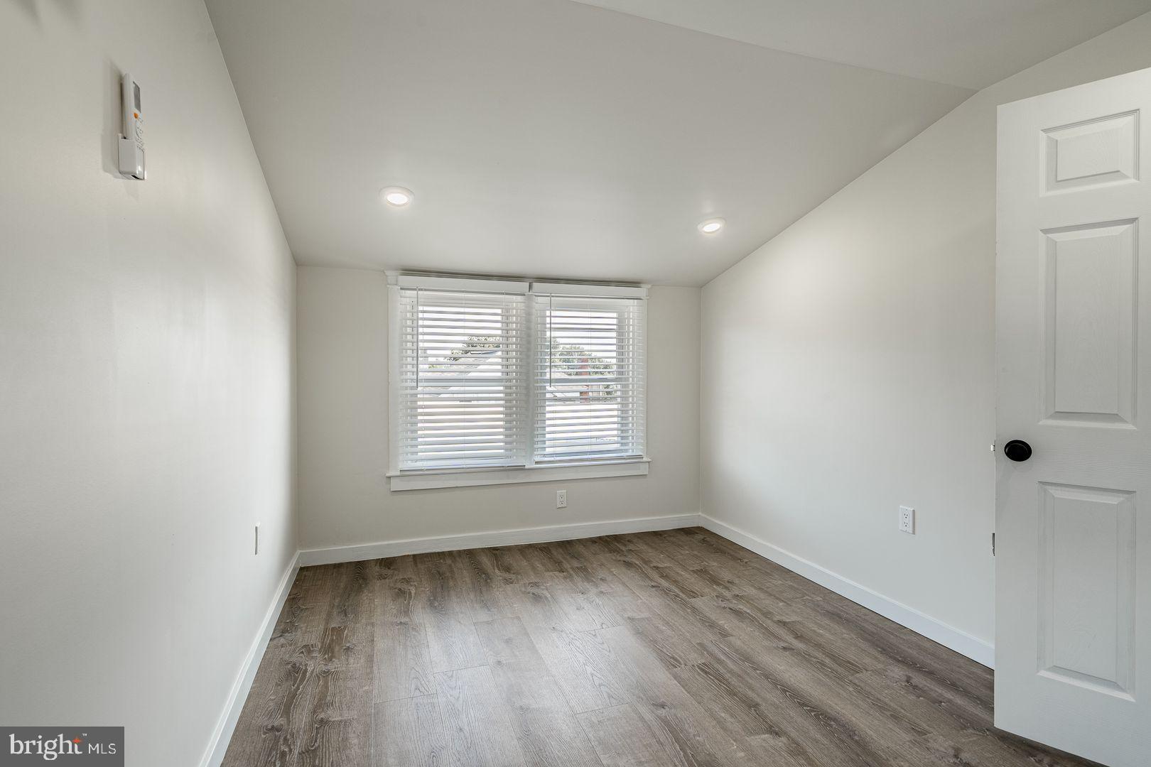 324-326 Darby Road, Unit 3R Havertown, PA 19083 - Photo 4 of 15
