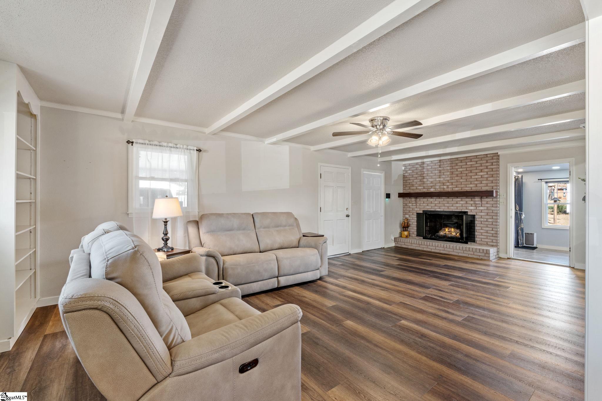 12 Outter Drive Inman, SC 29349 - Photo 5 of 31