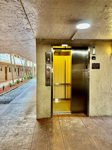 $274,000 | 17000 Northwest 67th Avenue, Unit 232, Hialeah, FL 33015