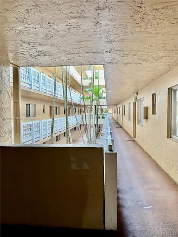 $274,000 | 17000 Northwest 67th Avenue, Unit 232, Hialeah, FL 33015