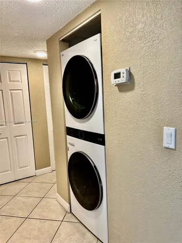 $274,000 | 17000 Northwest 67th Avenue, Unit 232, Hialeah, FL 33015