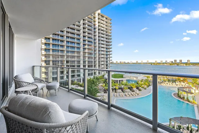 $2,950,000 | 220 Lake Shore Drive, Unit 1008, Lake Park, FL 33403