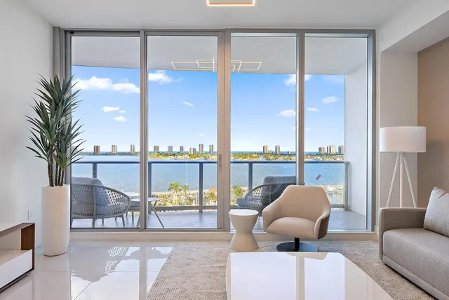 $2,950,000 | 220 Lake Shore Drive, Unit 1008, Lake Park, FL 33403