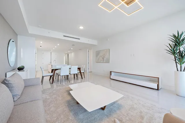 $2,950,000 | 220 Lake Shore Drive, Unit 1008, Lake Park, FL 33403