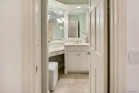 $2,900,000 | 1099 1st Street, Unit 211, Coronado, CA 92118