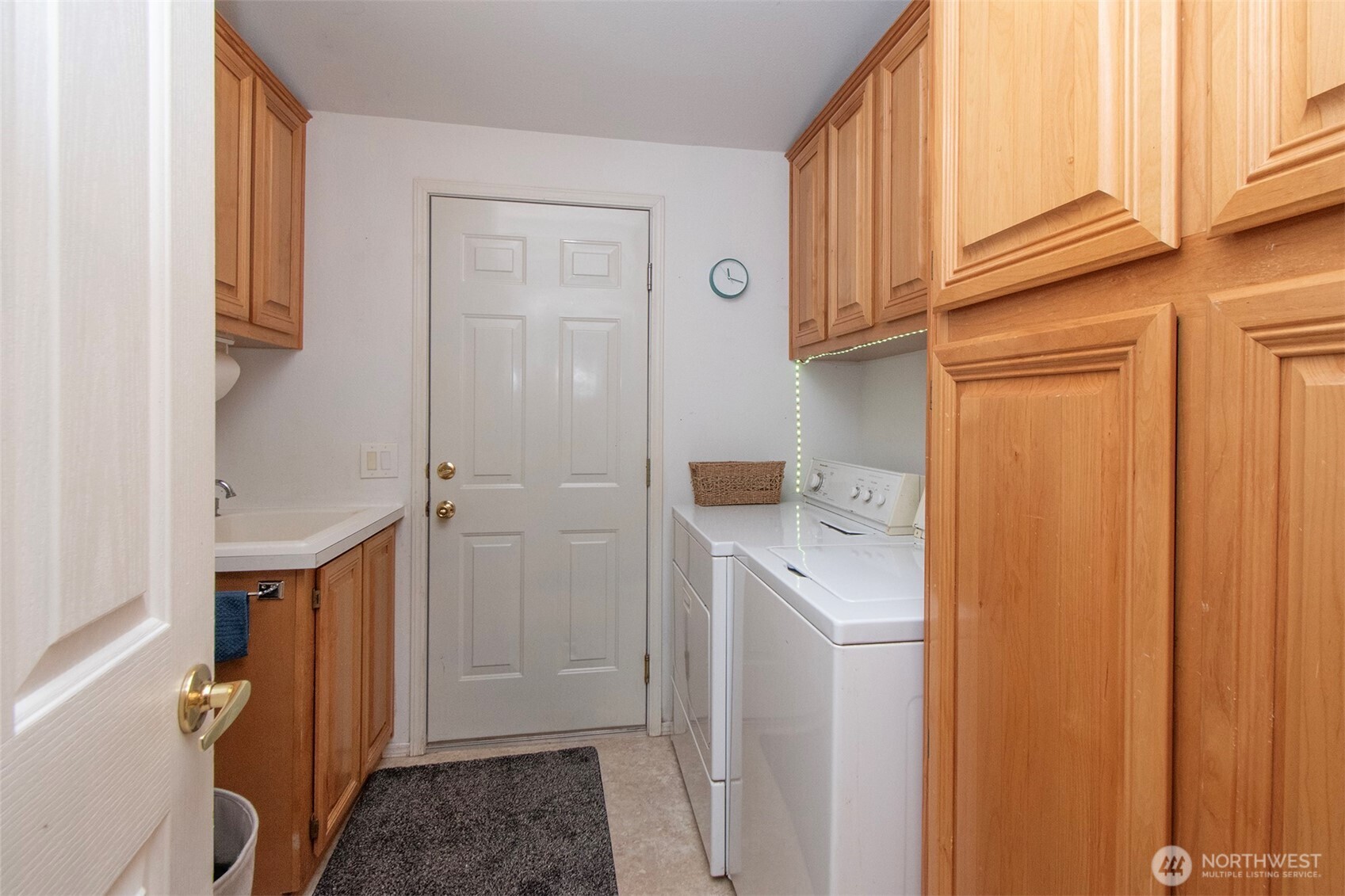 151 Green Meadows Drive Sequim, WA 98382 - Photo 30 of 40 a bathroom with a sink a toilet and shower