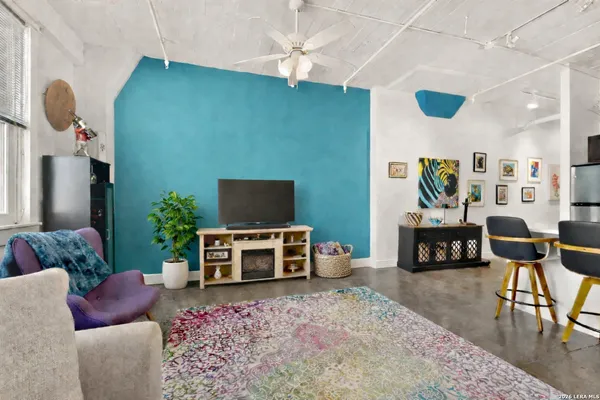 $265,000 | 1401 South Flores Street, Unit 109, San Antonio, TX 78204