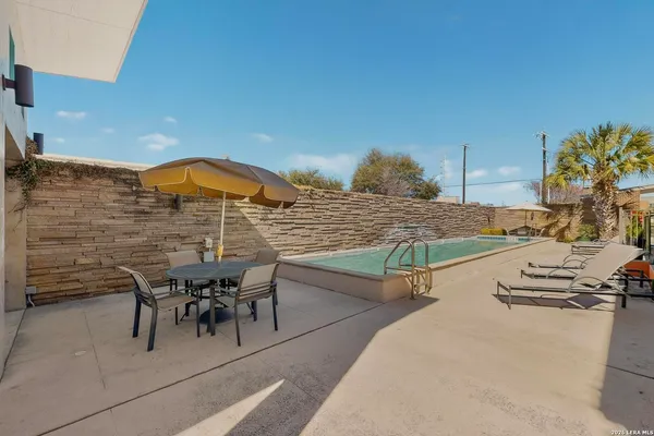 $265,000 | 1401 South Flores Street, Unit 109, San Antonio, TX 78204