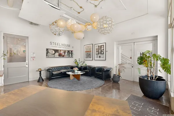 $265,000 | 1401 South Flores Street, Unit 109, San Antonio, TX 78204